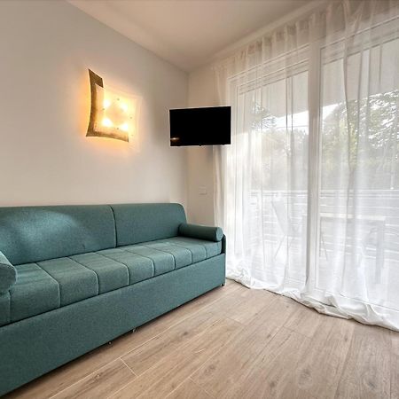 Residence Eva - Carraro Immobiliare Jesolo - Family Apartments Cavallino-Treporti Exteriör bild