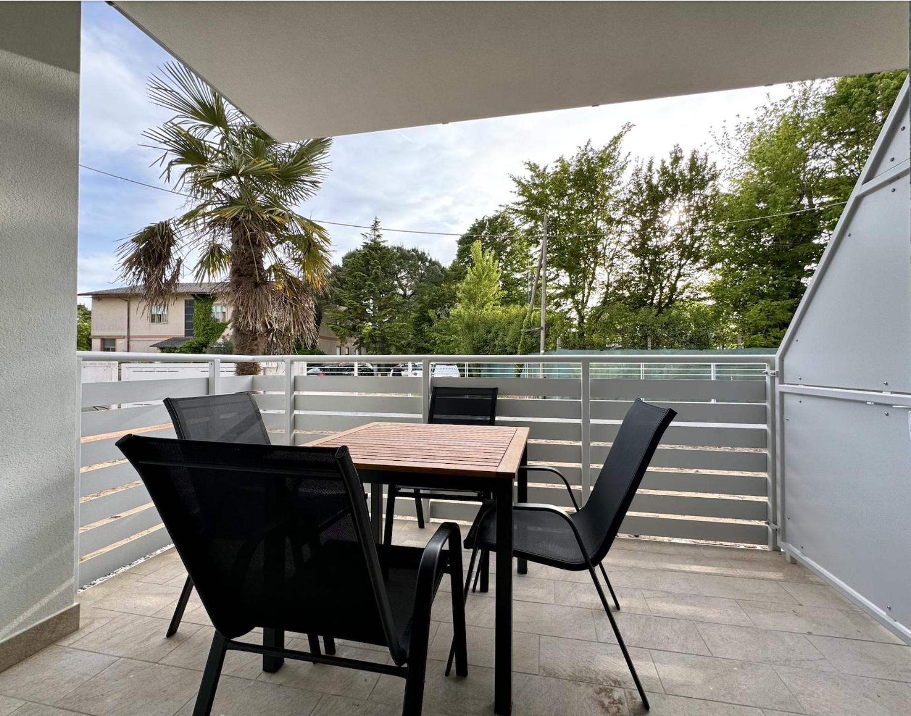 Residence Eva - Carraro Immobiliare Jesolo - Family Apartments Cavallino-Treporti Exteriör bild